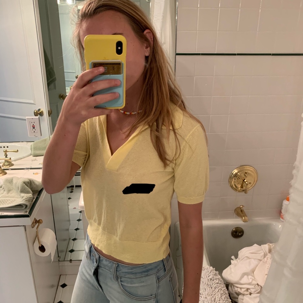 Aritzia sexy sheer yellow top - Picture 3 of 4